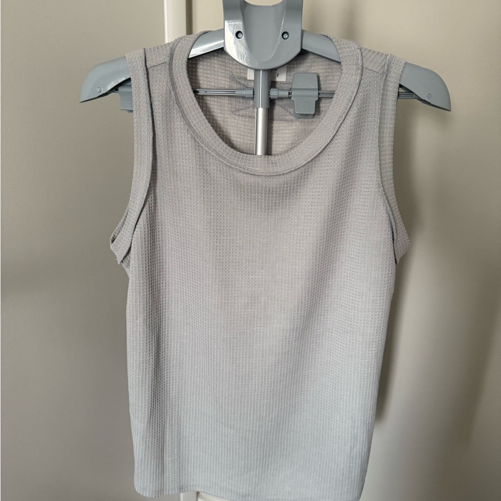 ⭐️ Andree by Unit Gray Sleeveless Women's Top- NWOT